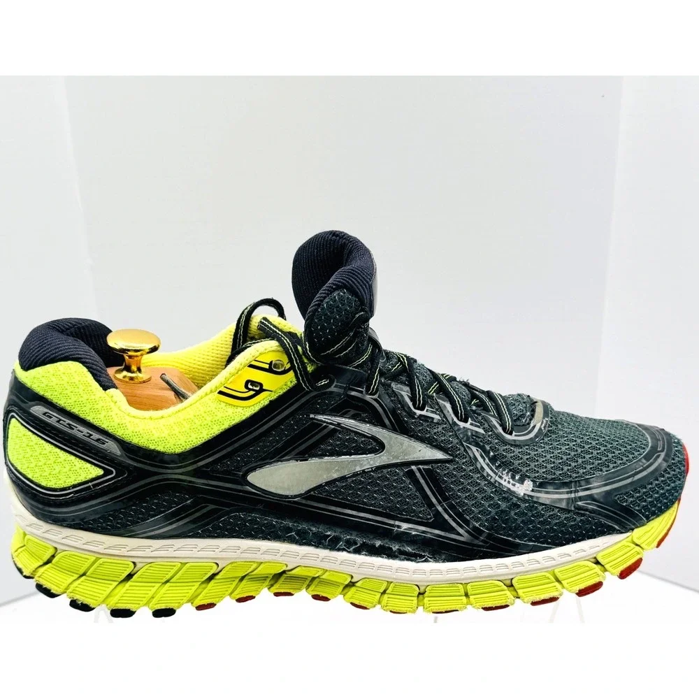 Brooks Adrenaline GTS 16 Men's Size 12D Running Shoes Black, Fuschia & Red
